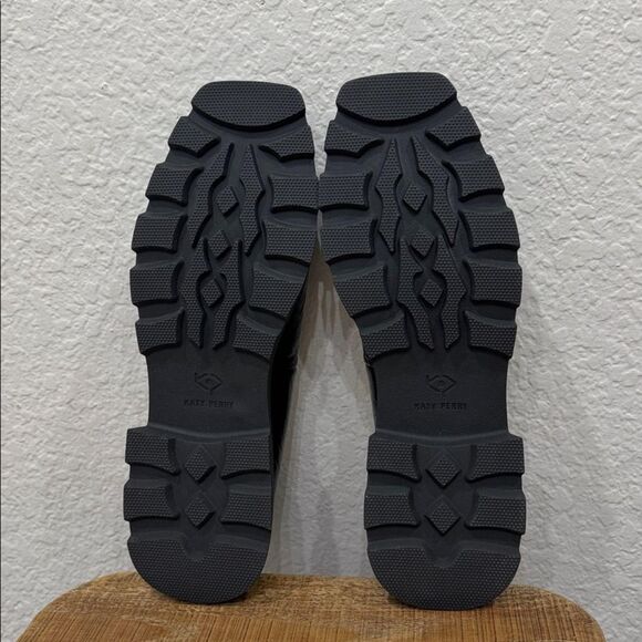 Katy Perry The Daarling Black Patent Crinkle Slip On Loafers Size 10M/40 - Picture 8 of 8